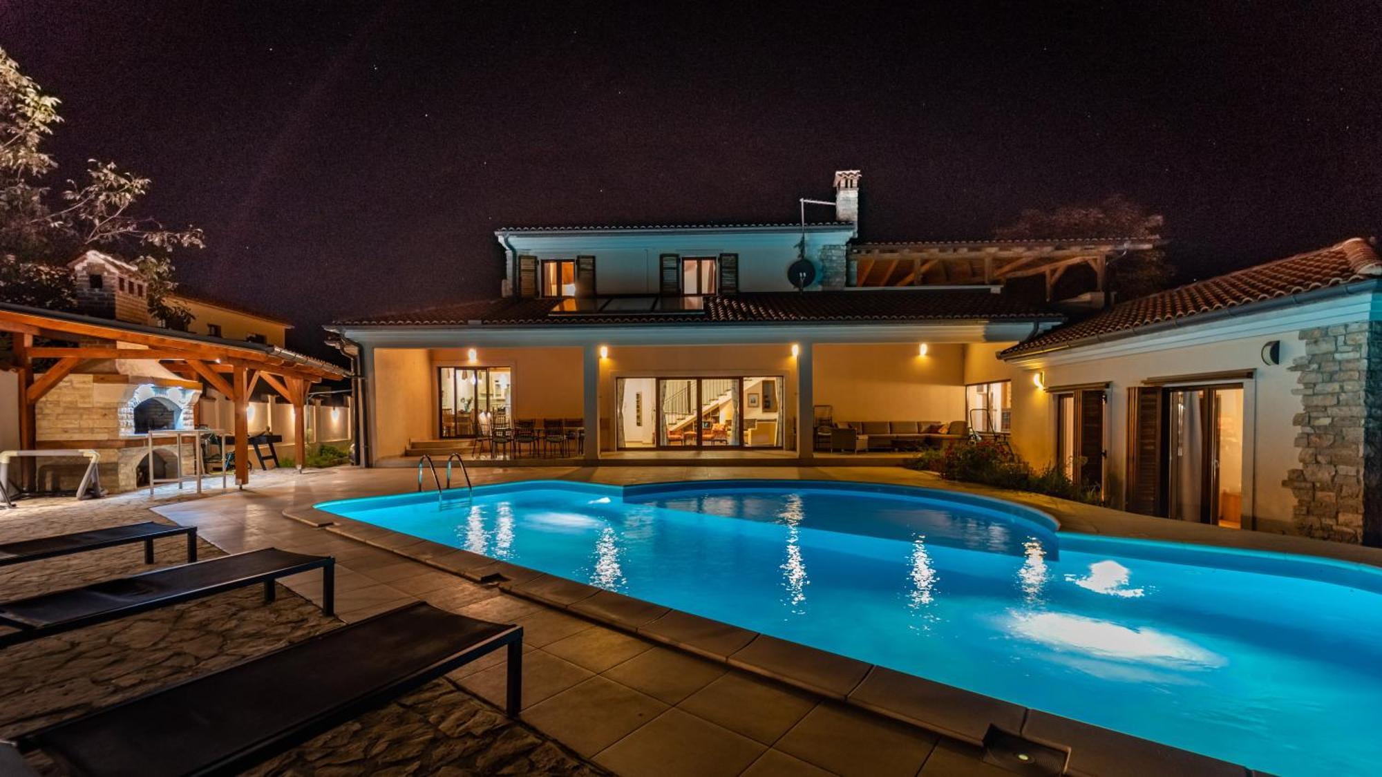 Villa Arton Heated Swimming-Pool Žminj Esterno foto